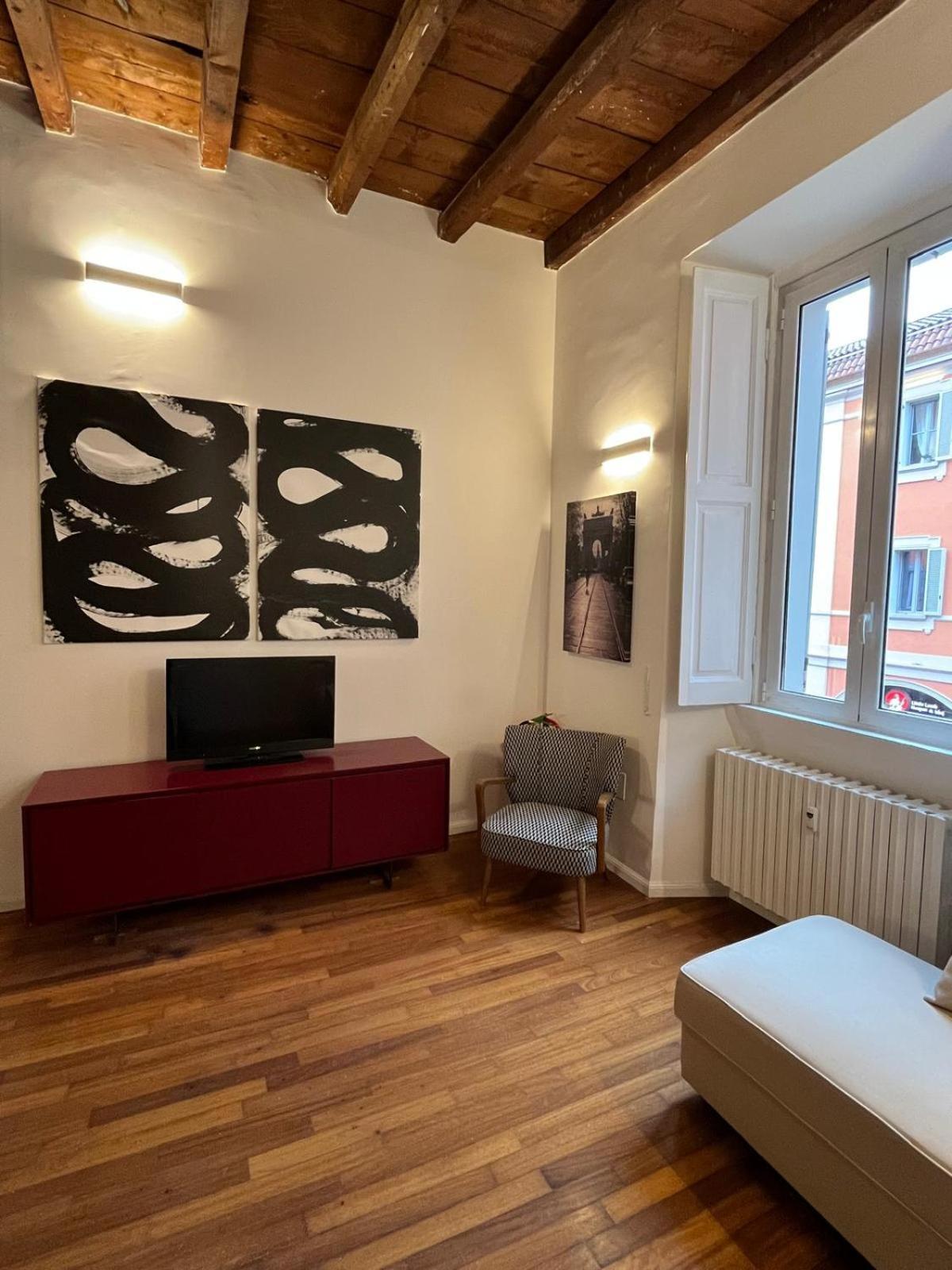 Chinatown House - Sempione Park Milan